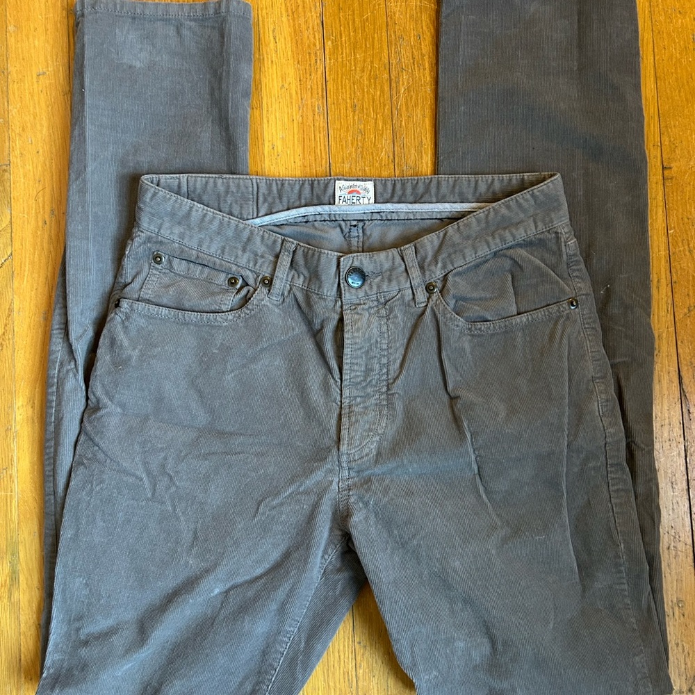 Faherty Gray Corduroy Jeans Straight Leg